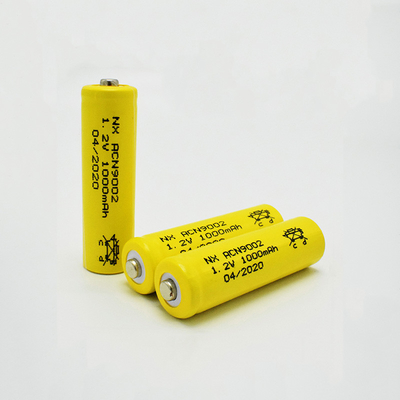 باتری قابل شارژ 1.2 ولت نیکل سی دی عمر مورد انتظار 5 سال AA1000mAh نوع استیک